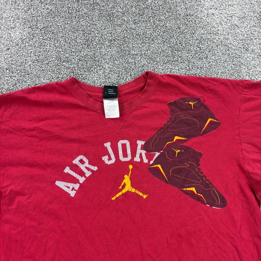 Vintage Y2K Air Jordan 7 Retro‎ Shirt Mens XL Red Basketball Shoes Sneakers